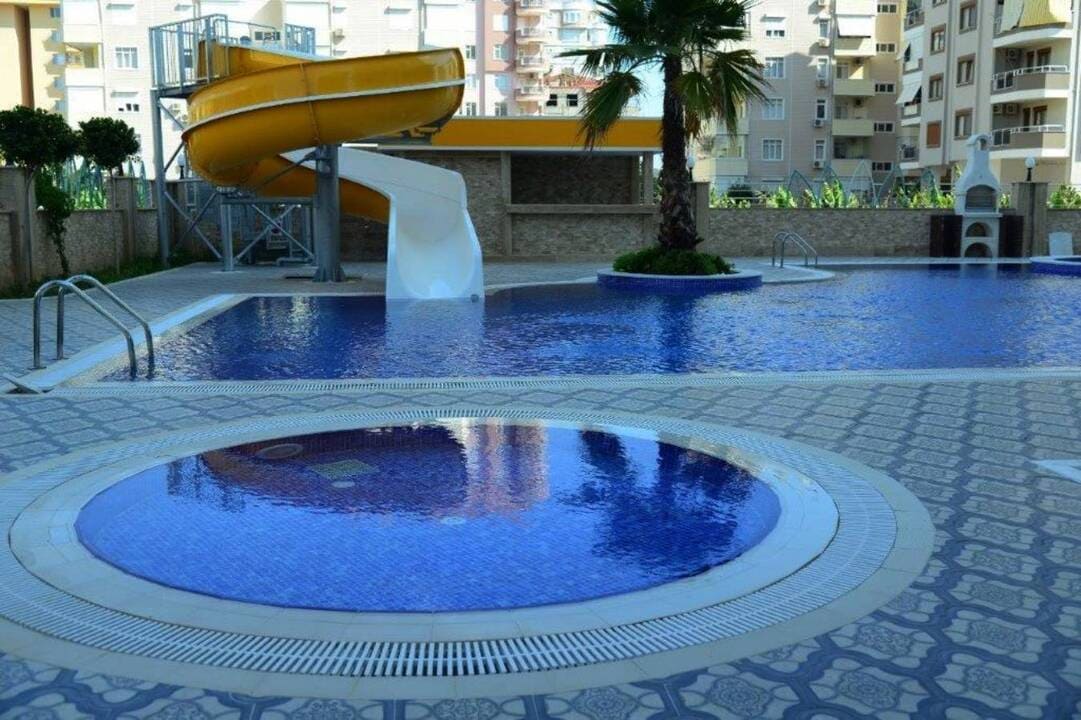 2 bedroom penthouse  Mahmutlar, Turkey