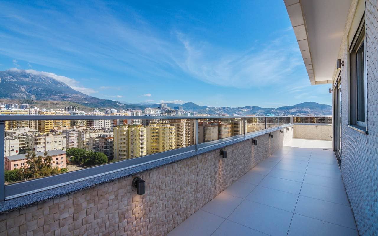 2 bedroom penthouse  Mahmutlar, Turkey