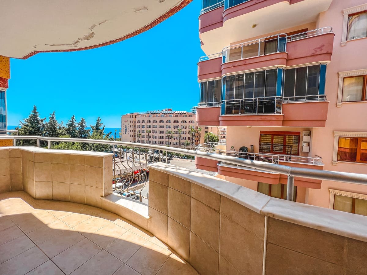 2 bedroom apartment  Mahmutlar, Turkey